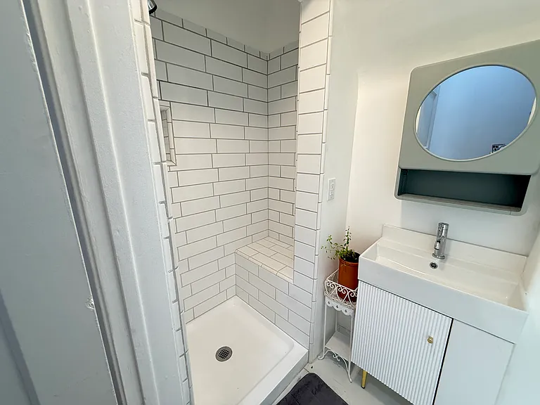 125 N Harper Ave #1/2 — Photo 8