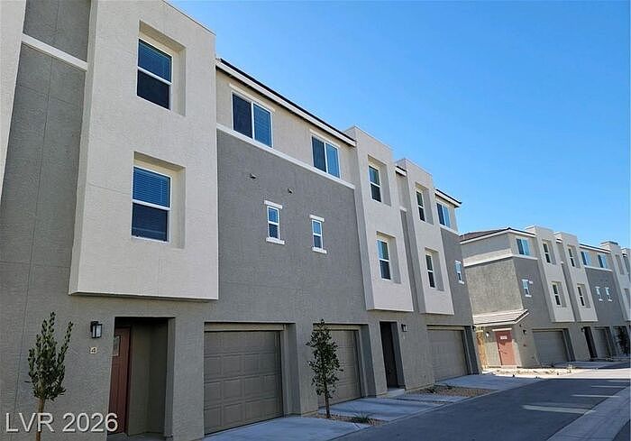 1st image of 2755 Atomic Tangerine Way #4