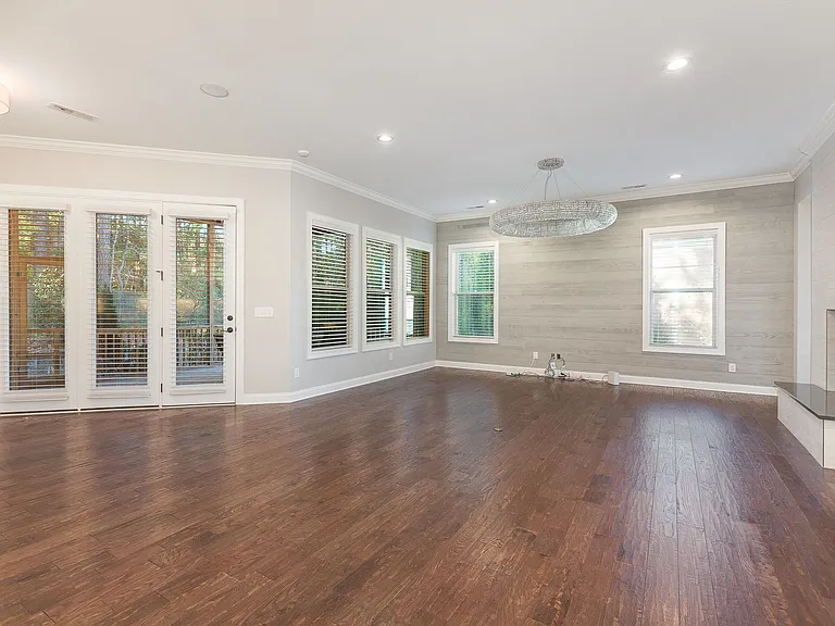 2405 Trenton Park Ln — Photo 7