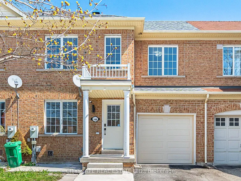 106 Tianalee Cres #UPPER — Photo 1