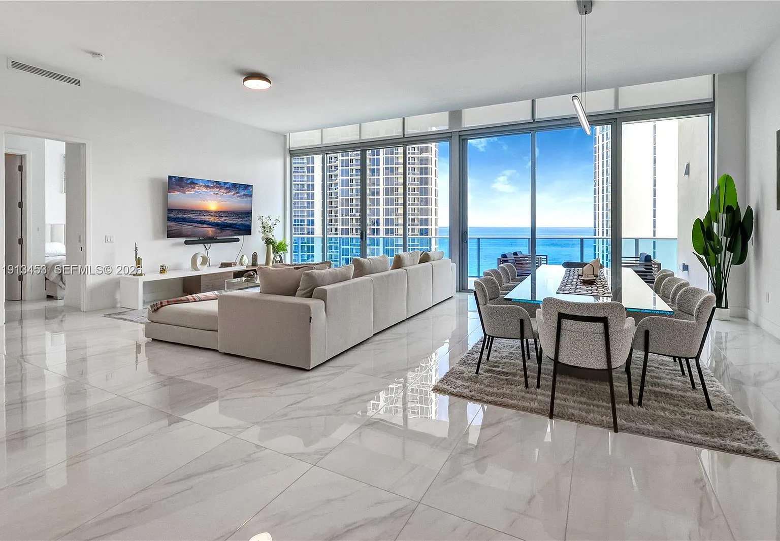 Aurora Condominium — Photo 2