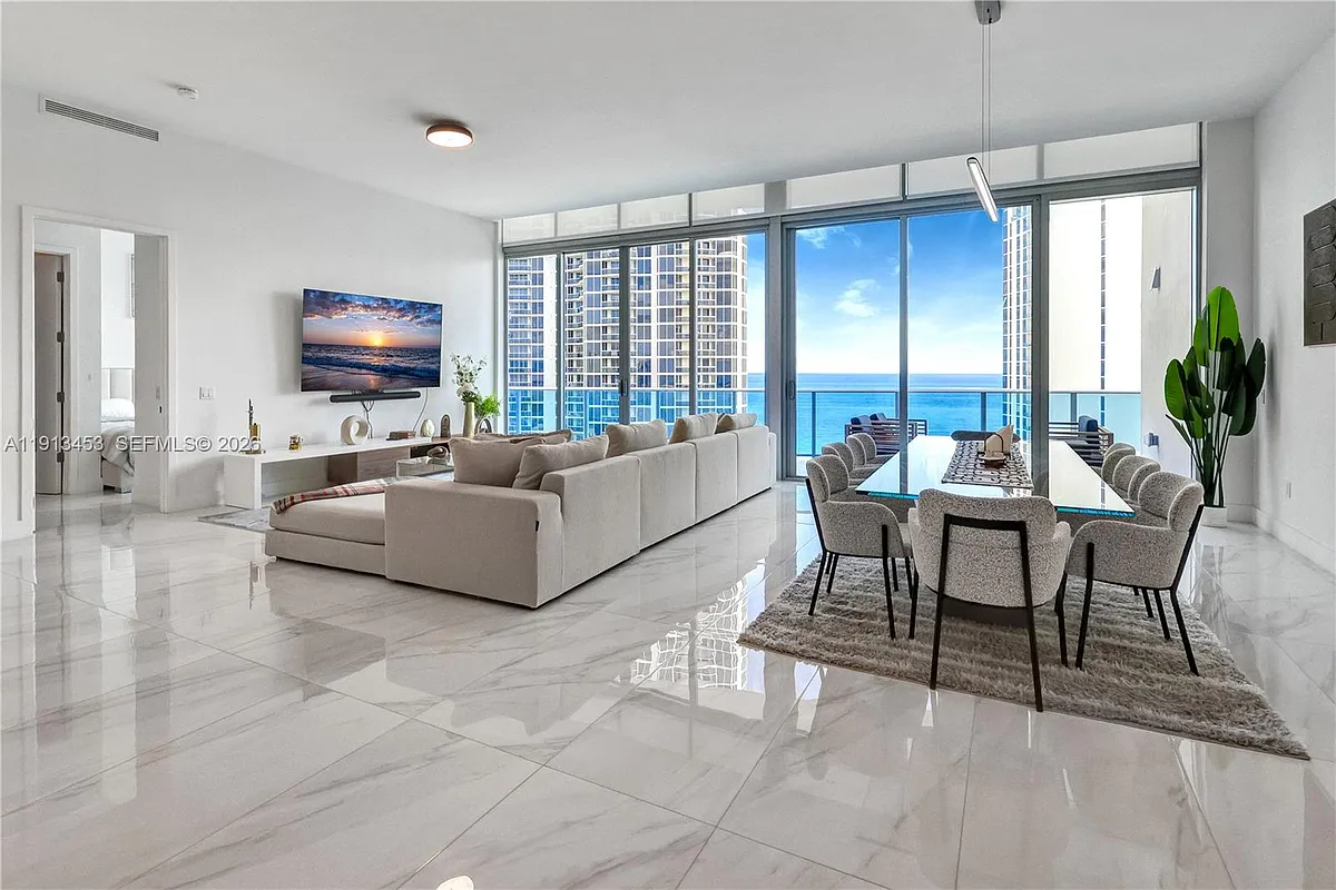 Building Photo - 17550 Collins Ave #Penthouse 2