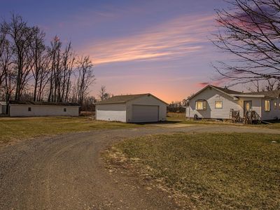 13272 Day Rd, Mishawaka, IN, 46545