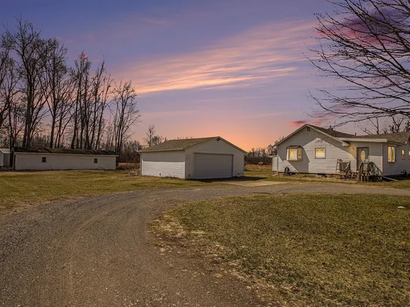 13272 Day Rd, Mishawaka, IN 46545