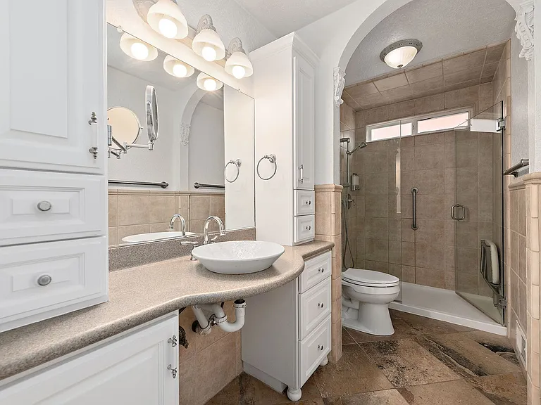 3012 Cherry Ave — Photo 16