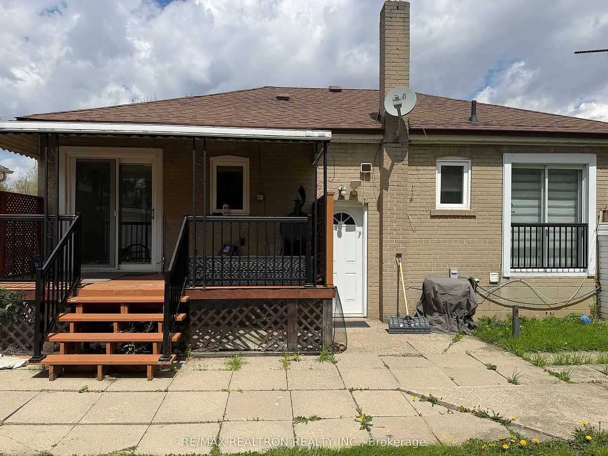Building Photo - 117B Redwater Dr