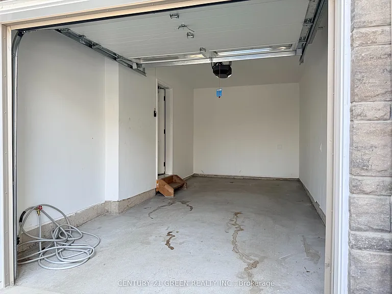 1257 Ferguson Dr #18 — Photo 15