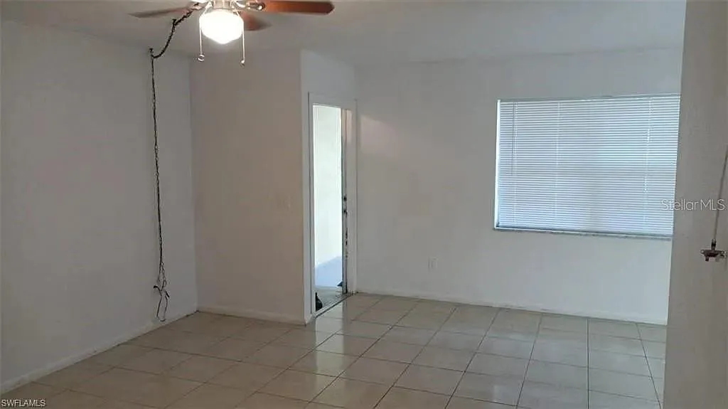 2 bed, 1.0 bath, 928 sqft, $1,400 — Photo 2