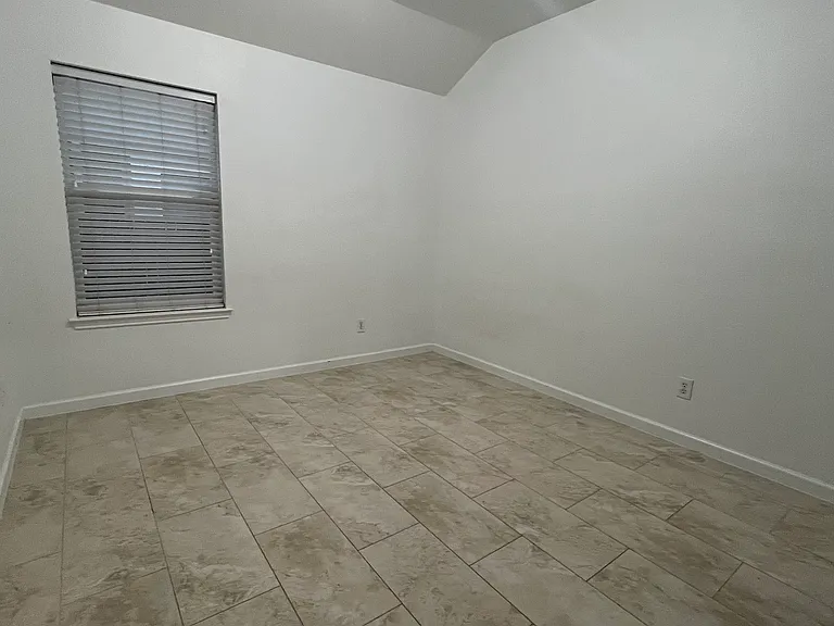 6304 Spring Ranch Dr — Photo 14