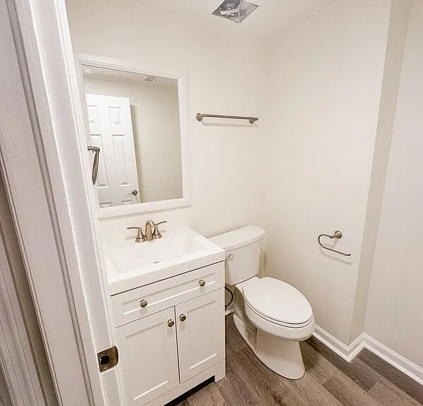 235 King St #3 — Photo 10