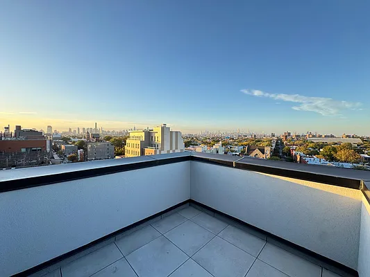 Rented by Zjama Realty Corp | media 1