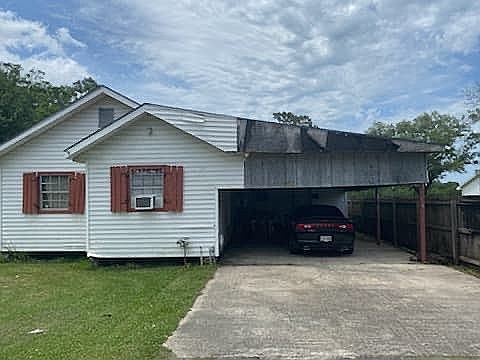 2nd image of 2564 Highway 182