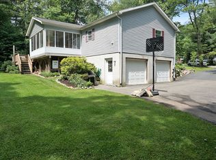 6 Deer Ln, Montague, NJ 07827