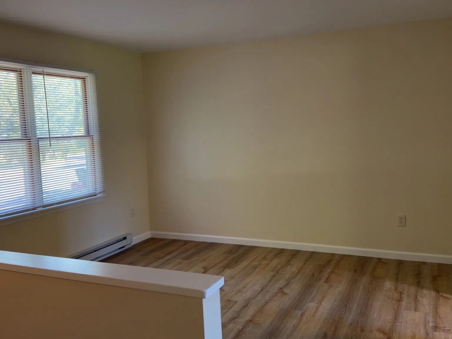 3 bed, $1,900 — Photo 3