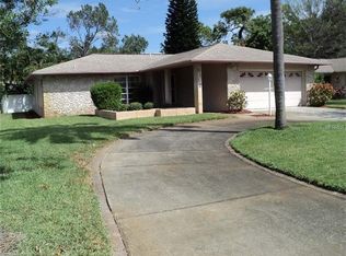 2118 Bramblewood Dr N, Clearwater, FL 33763