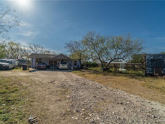 2nd image of 313 Eva St