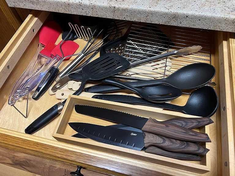 Cooking utensils