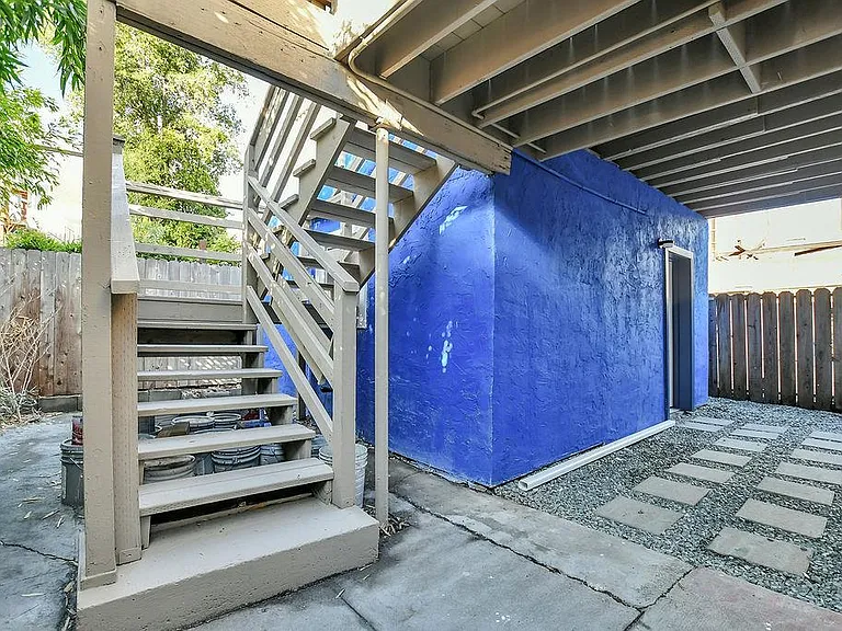 820 Athens Ave #C — Photo 9