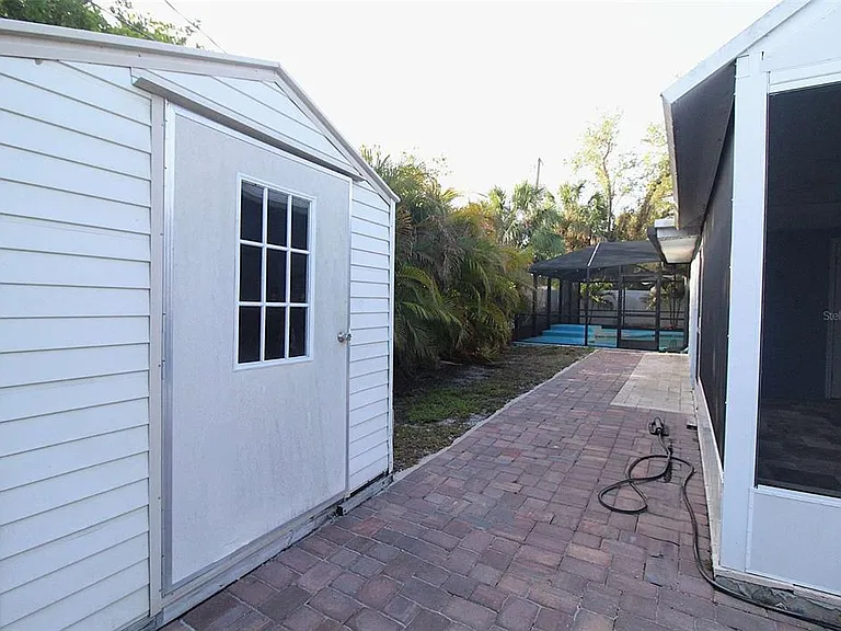 5521 Yorkshire Way — Photo 21