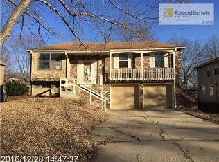 12929 S Brougham Dr, Olathe, KS 66062