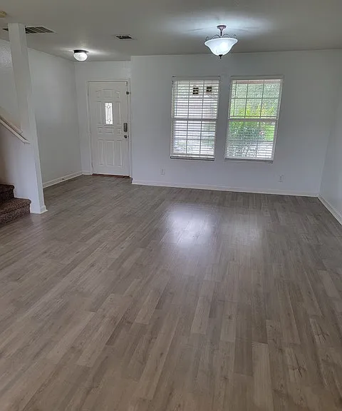 4023 Wisteria Way — Photo 5