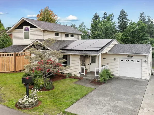 9821 37th Avenue SW, Seattle, WA 98126