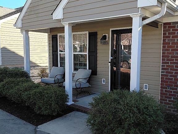 2nd image of 1419 Anna Way