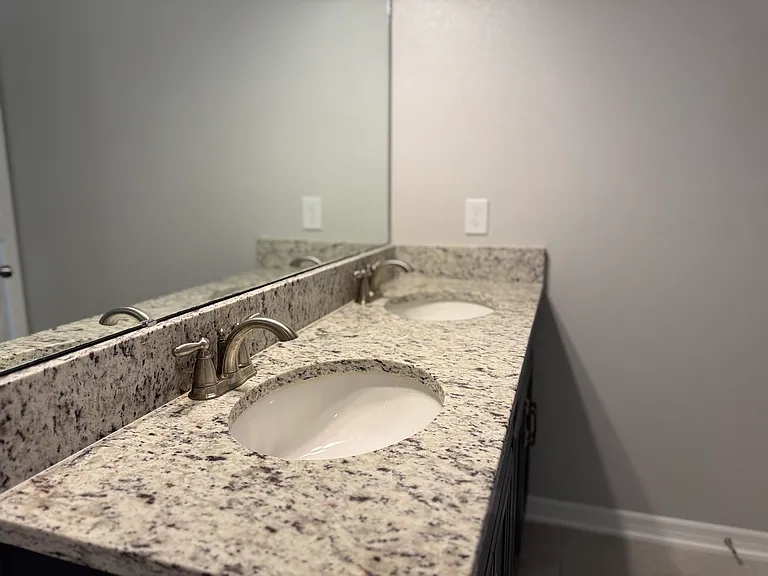 730 Rivington Ave — Photo 20
