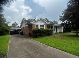 8210 Edgemoor Dr, Houston, TX 77036