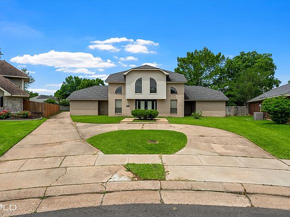2nd image of 411 Ascot Ct