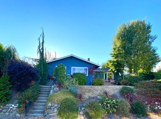 2743 47th Ave SW, Seattle, WA 98116