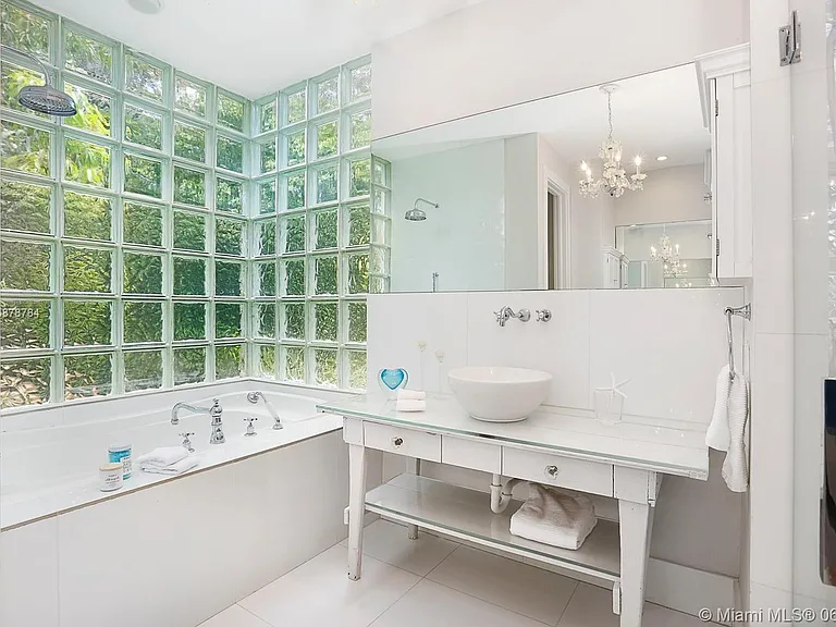 4036 Malaga Ave — Photo 28