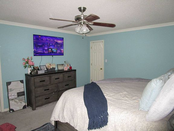 5th image of 2 Marinda Ln