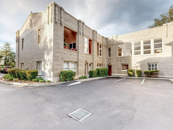 331 Keller Street #11, Petaluma, CA 94952