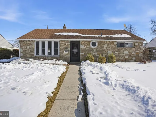 2510 Green Ave, Bristol, PA 19007