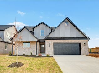 6705 High Meadow Blvd, Bentonville, AR 72713