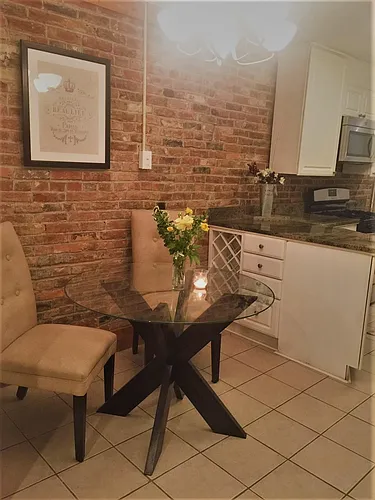 208 Warren Ave #1 Photo 1