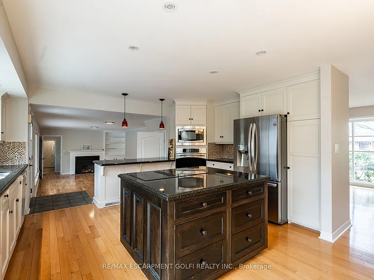 273 Riverview Blvd — Photo 9
