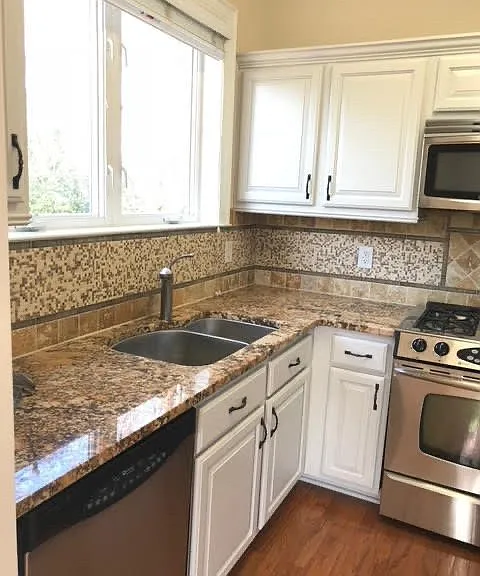 5601 Fairview Rd — Photo 9
