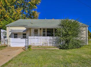 2201 W Nichols St, Springfield, MO 65802