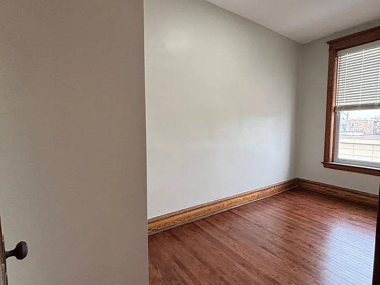2500 S Millard Ave — Photo 2