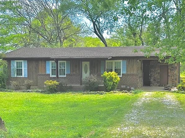 62 Hovater Cir, Russellville, AL 35654