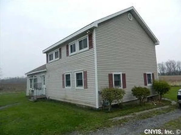 7884 Grant Avenue Rd, Auburn, NY 13021