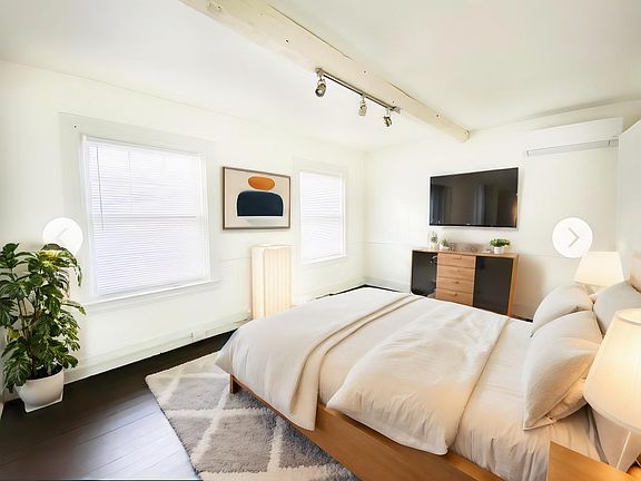 Master Bedroom Virtually Staged (Please see previous photo without staging)

Disclaimer: The image shown is virtually staged and provides a general idea of the space. Actual measurements and details may vary slightly from what is depicted.