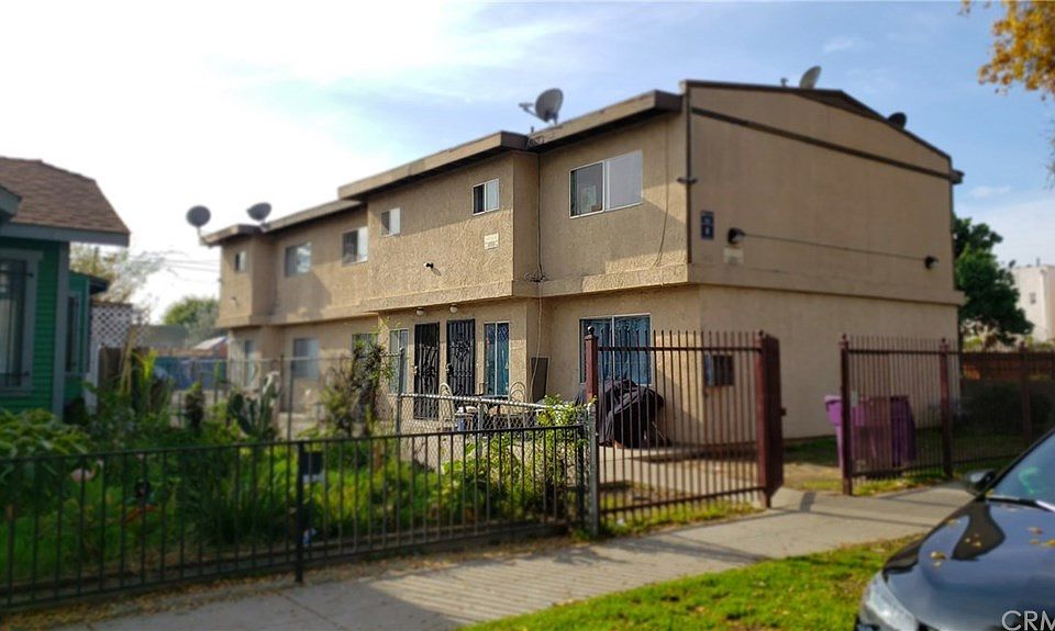 2nd image of 1430 E 17th St