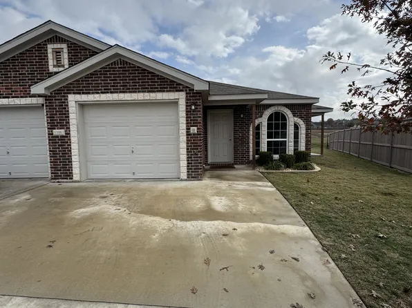 1306 Calle De Bronc #B, Temple, TX 76502