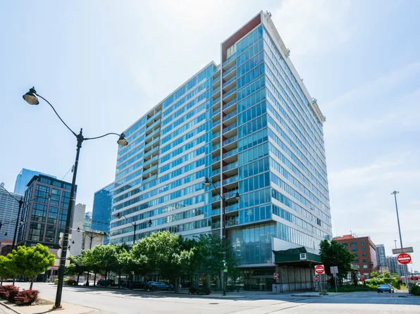 659 W Randolph St APT 717, Chicago, IL 60661