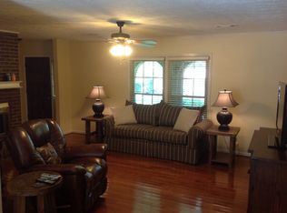 37 Timber Dr, Alexander City, AL 35010