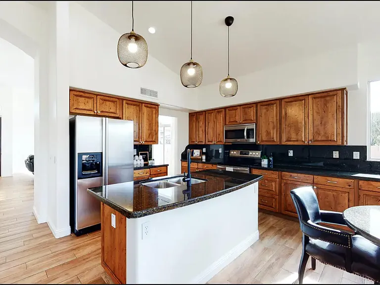 15014 N 54th Pl — Photo 13