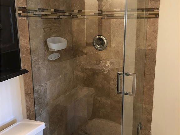 5th image of 3910 NW 105th Avenue